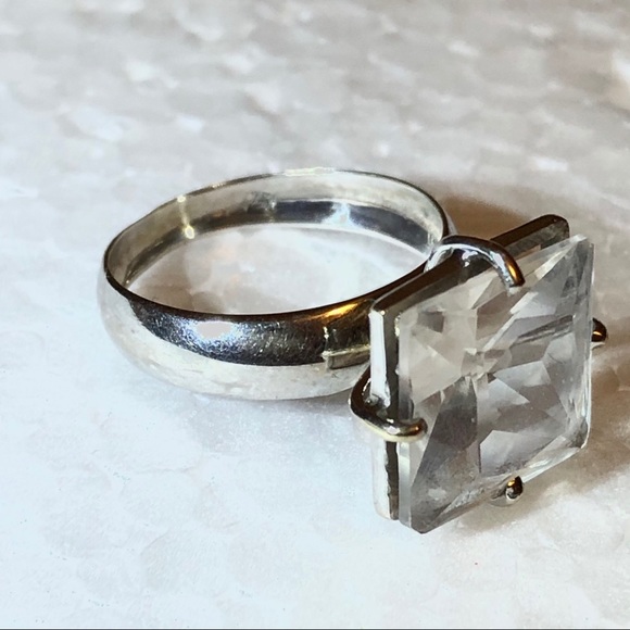 18k solid white gold with sapphire ring size 7 - Picture 11 of 16